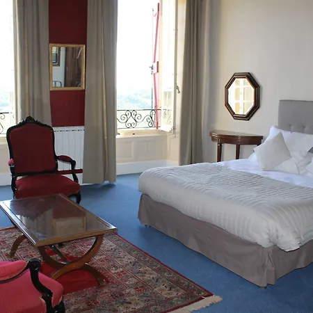 Hotel Raymond VII-3